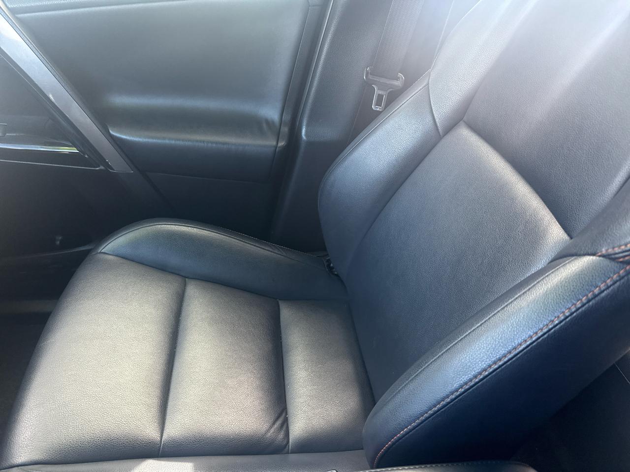 Toyota RAV4 SE 4WD 2016