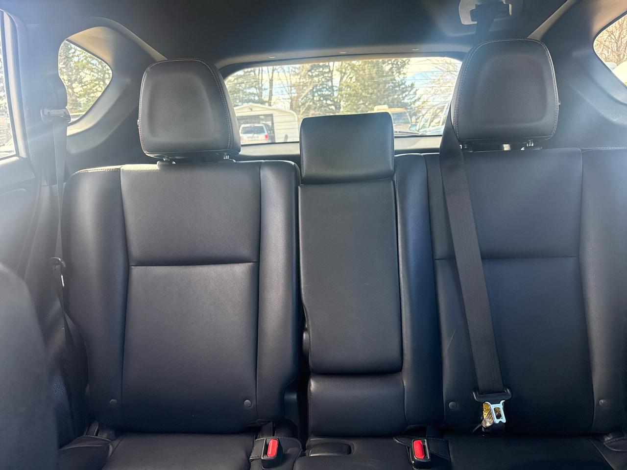 Toyota RAV4 SE 4WD 2016