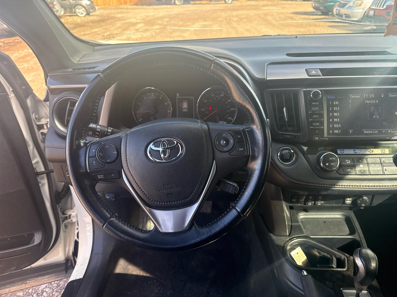 Toyota RAV4 SE 4WD 2016