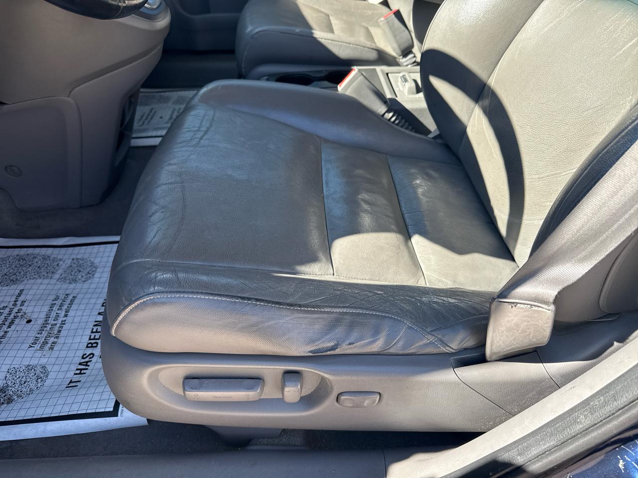 Honda CR-V EX-L 4WD 5-Speed AT 2011