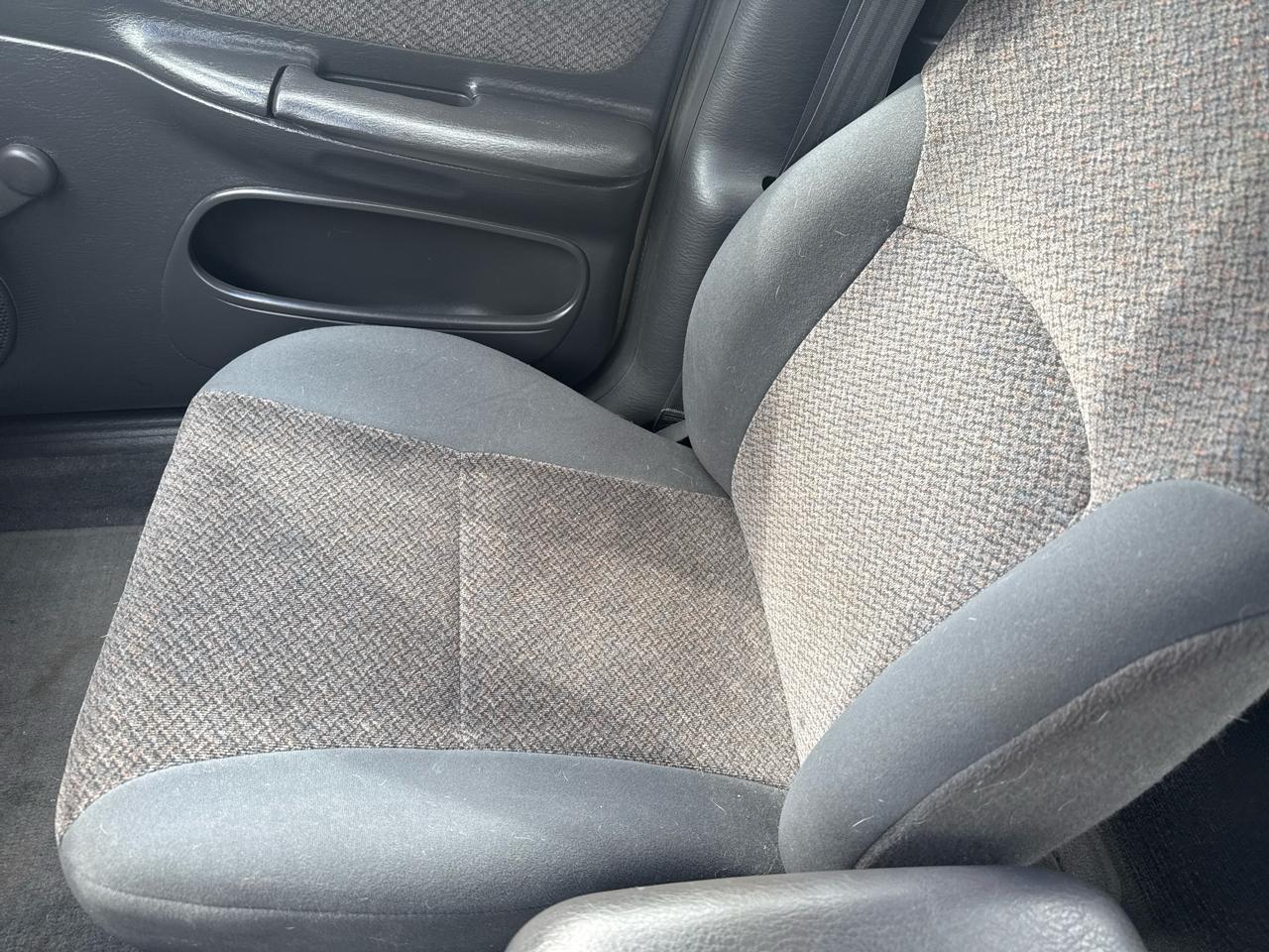 Dodge Neon Sedan 2000