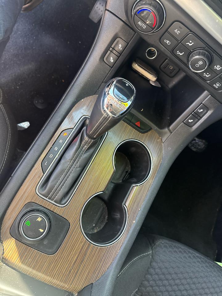 GMC Acadia SLE-2 AWD 2017