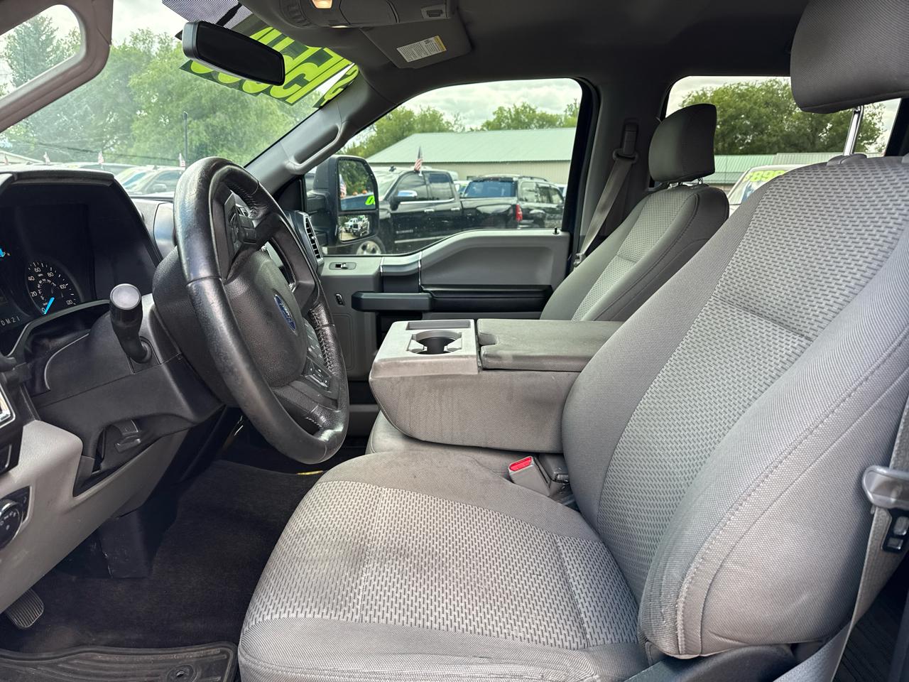 Ford F-150 Lariat SuperCrew 5.5-ft. Bed 4WD 2016