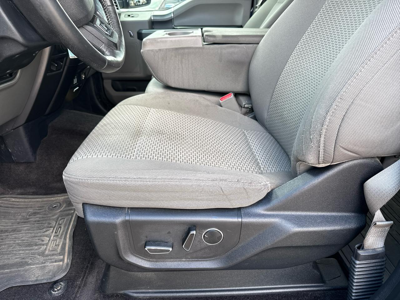 Ford F-150 Lariat SuperCrew 5.5-ft. Bed 4WD 2016