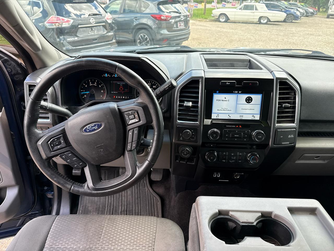 Ford F-150 Lariat SuperCrew 5.5-ft. Bed 4WD 2016