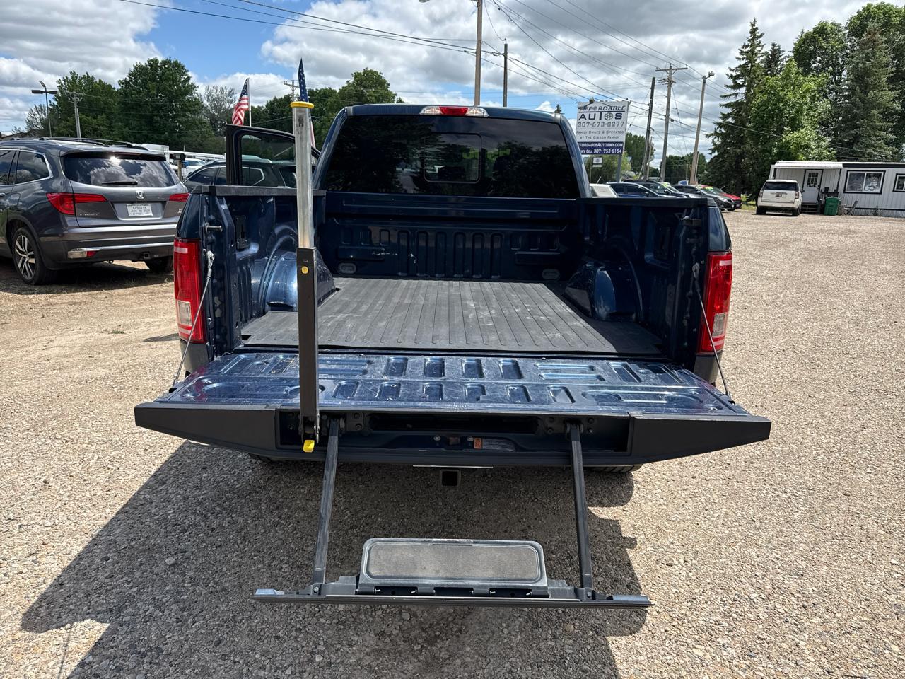Ford F-150 Lariat SuperCrew 5.5-ft. Bed 4WD 2016