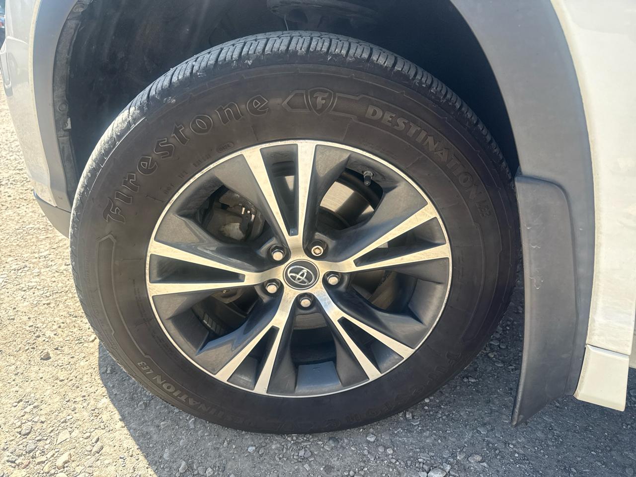 Toyota Highlander XLE AWD V6 2016