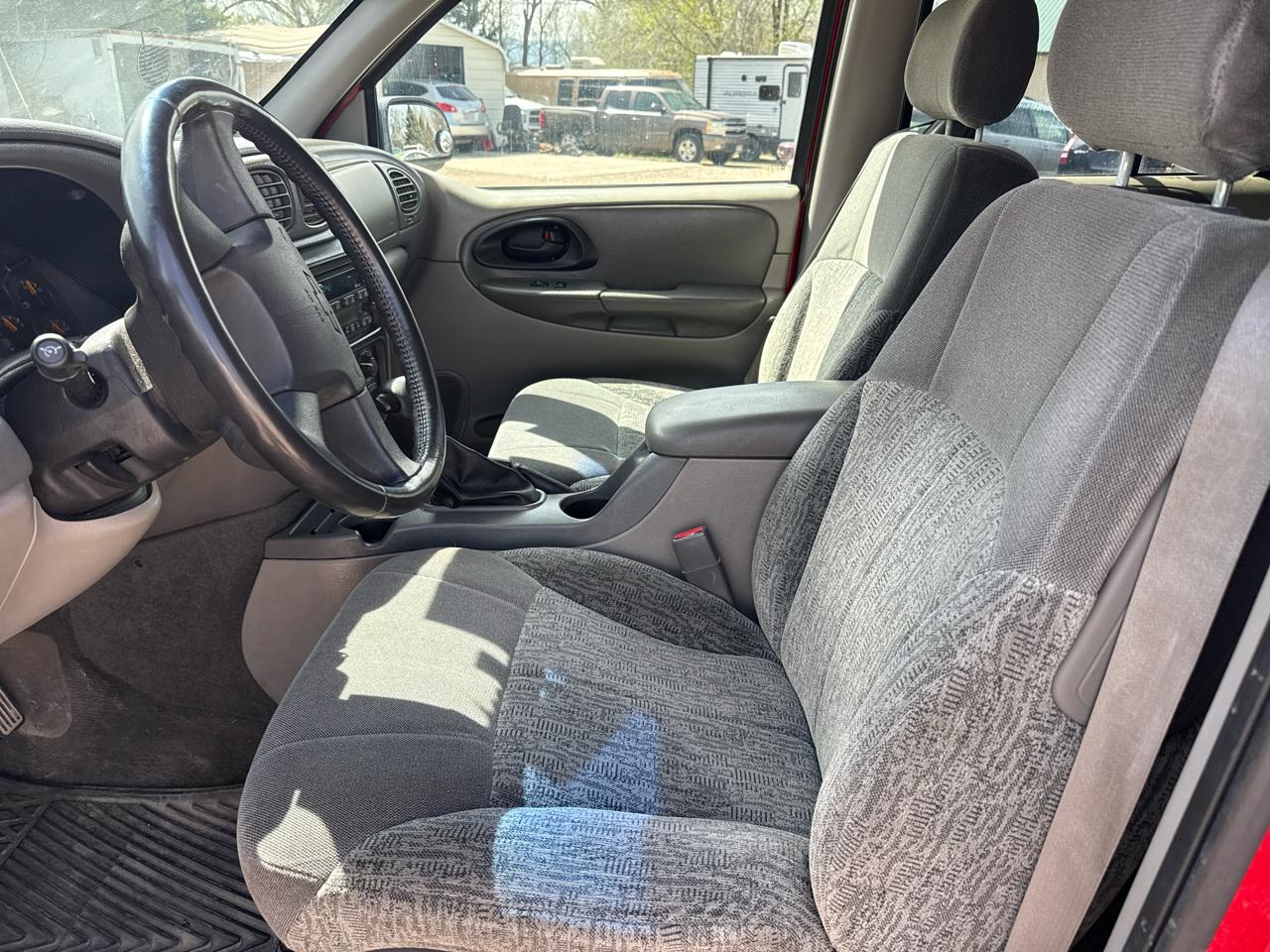 Chevrolet TrailBlazer LS 4WD 2002