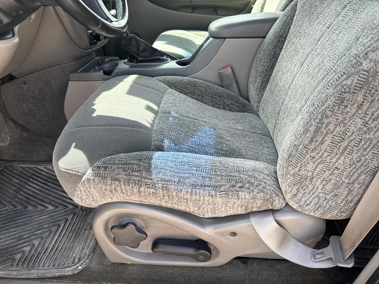 Chevrolet TrailBlazer LS 4WD 2002