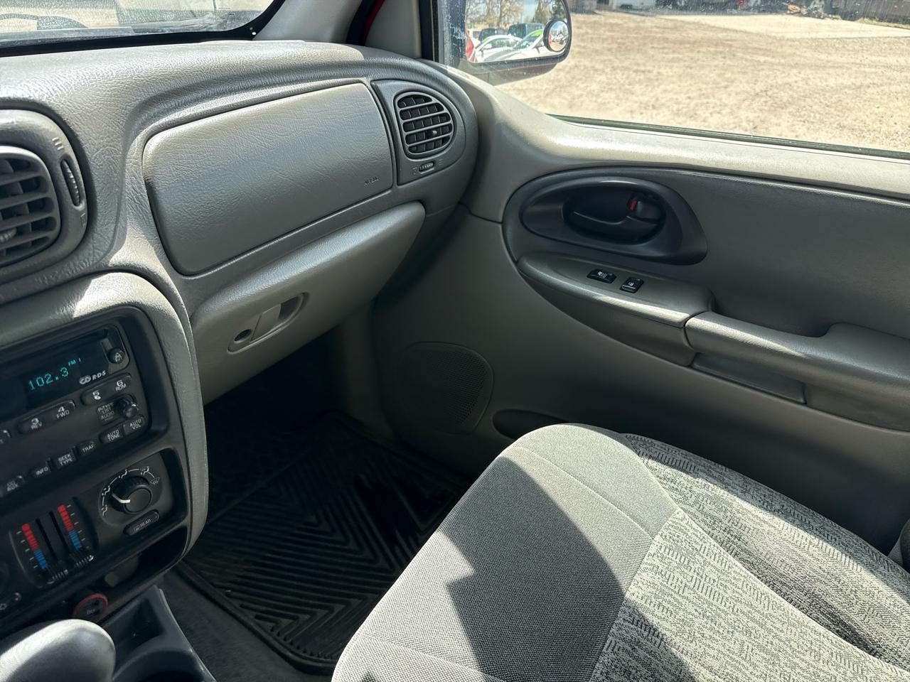 Chevrolet TrailBlazer LS 4WD 2002