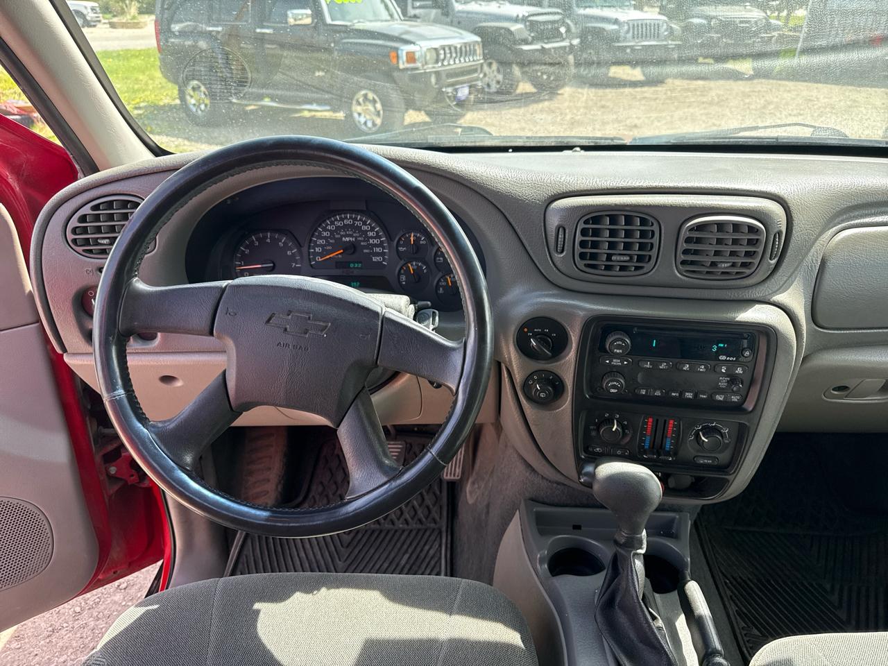 Chevrolet TrailBlazer LS 4WD 2002