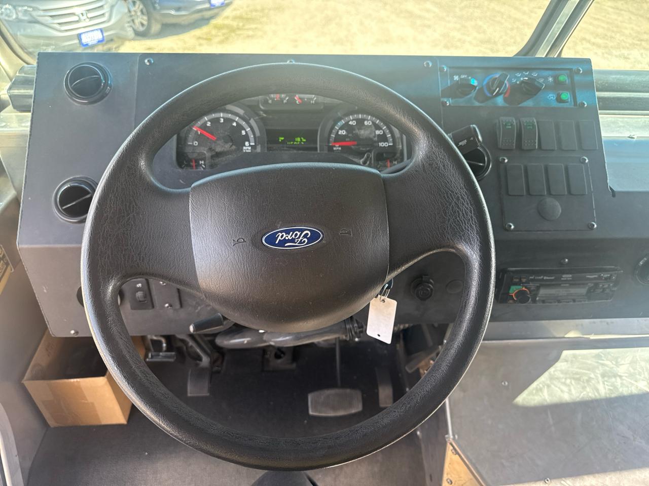 Ford Econoline E350 2013