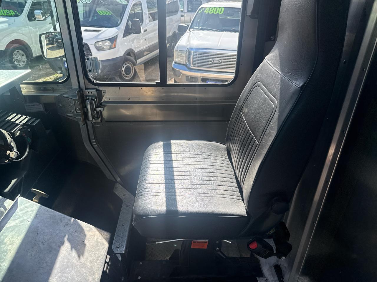 Ford Econoline E350 2013