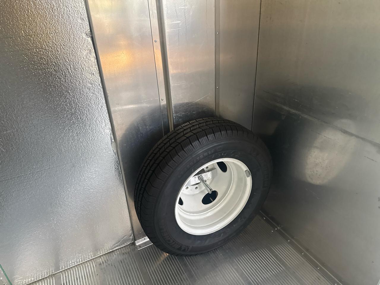 Ford Econoline E350 2013