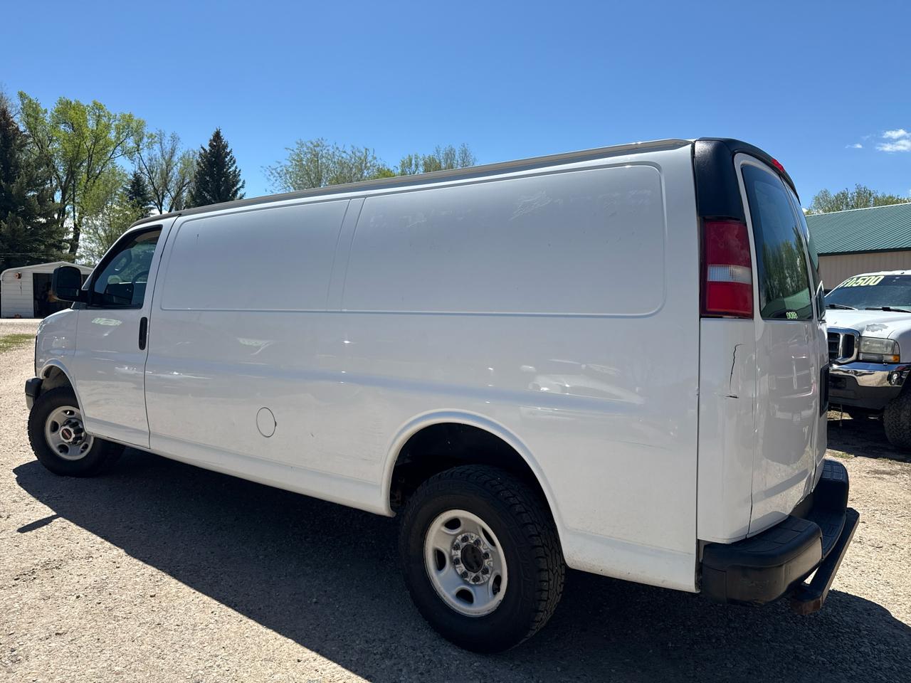 GMC Savana G3500 Cargo Ext 2016