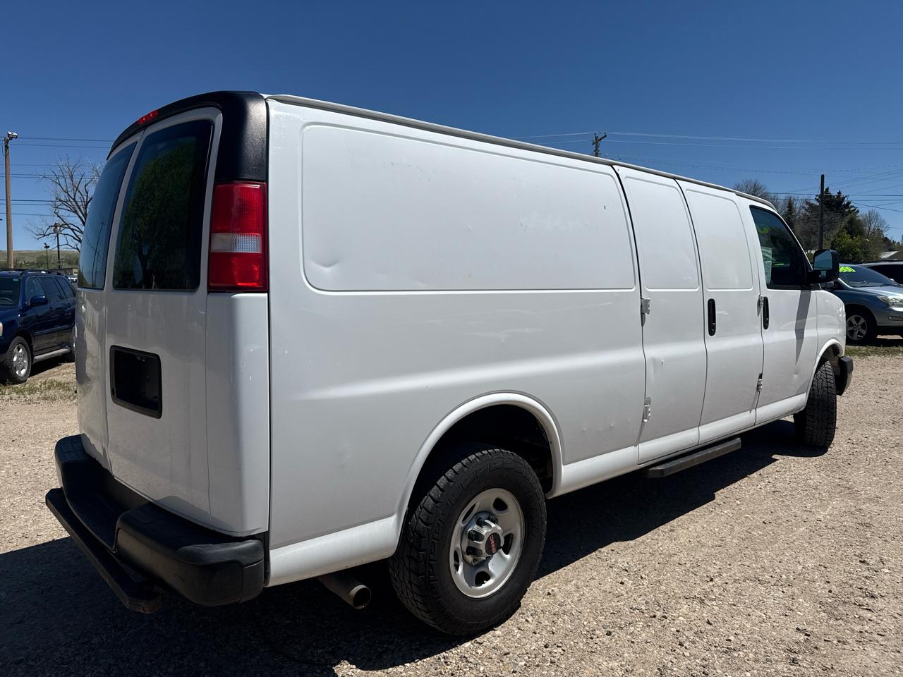 GMC Savana G3500 Cargo Ext 2016