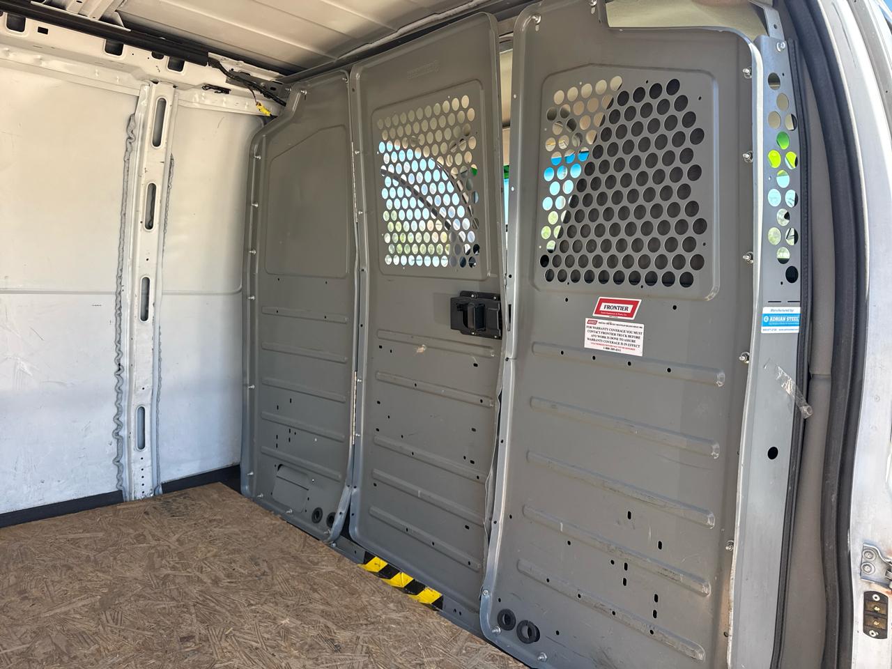 GMC Savana G3500 Cargo Ext 2016