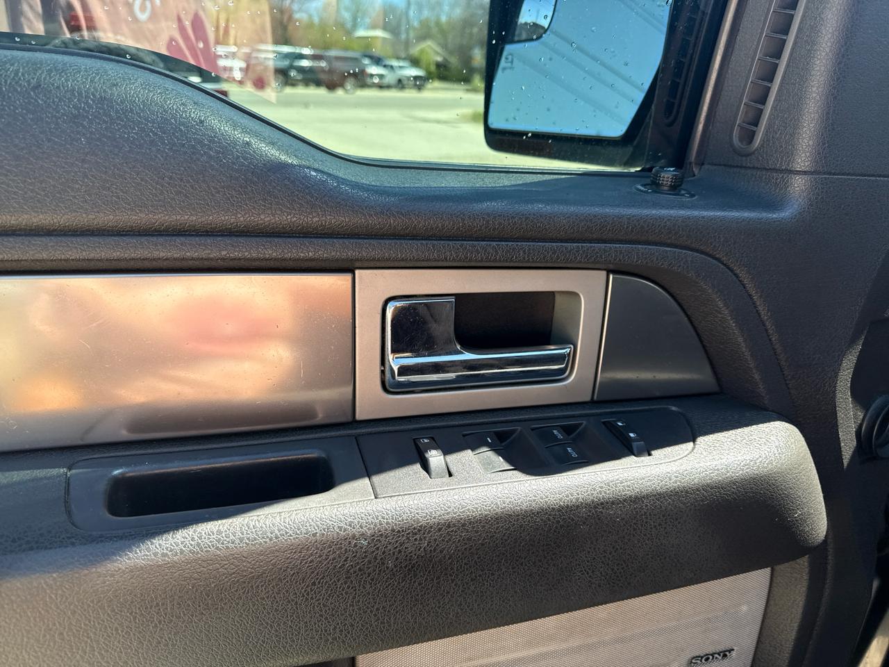 Ford F-150 Platinum SuperCrew 6.5-ft. Bed 4WD 2014