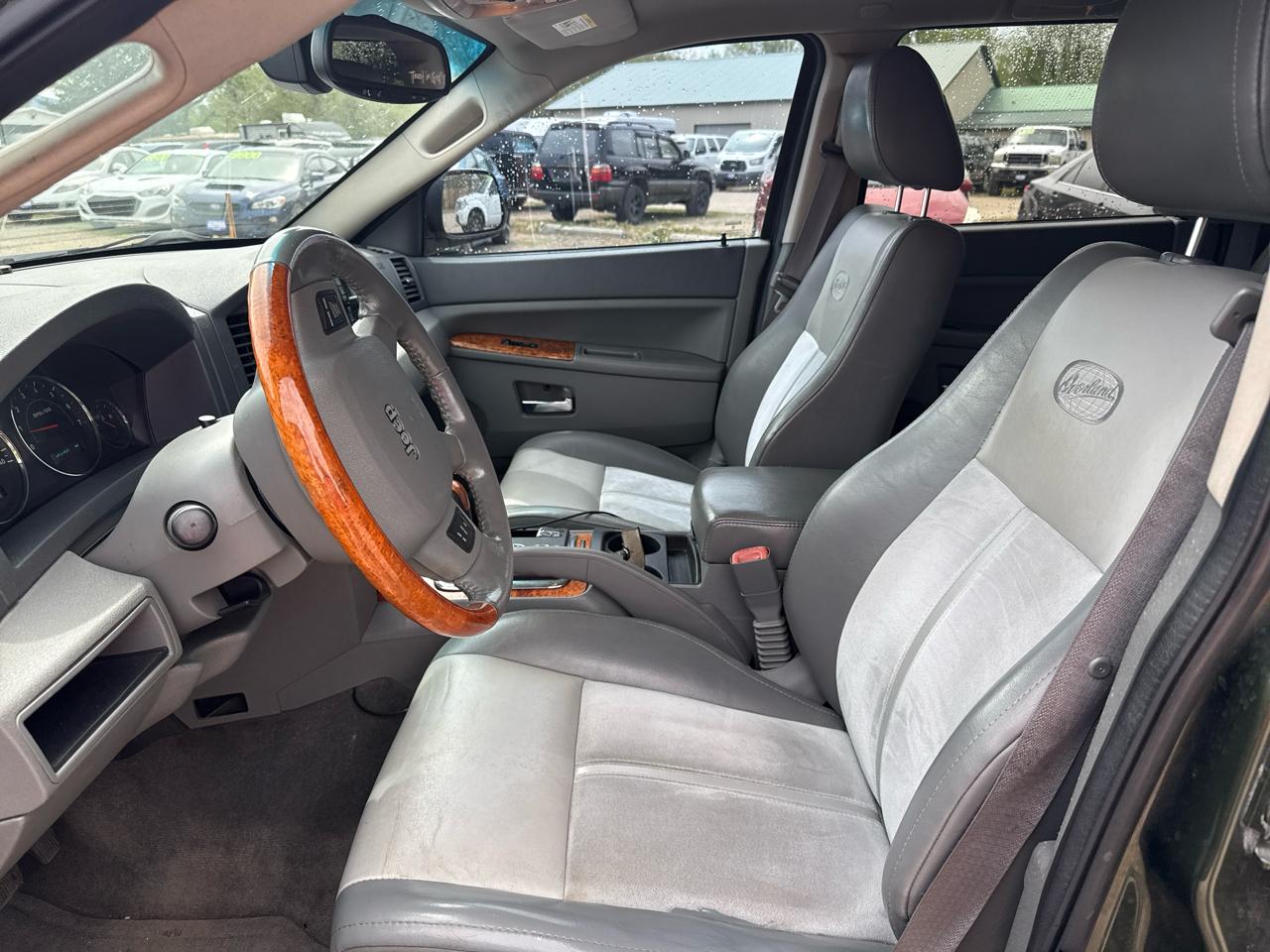 Jeep Grand Cherokee Overland 4WD 2006