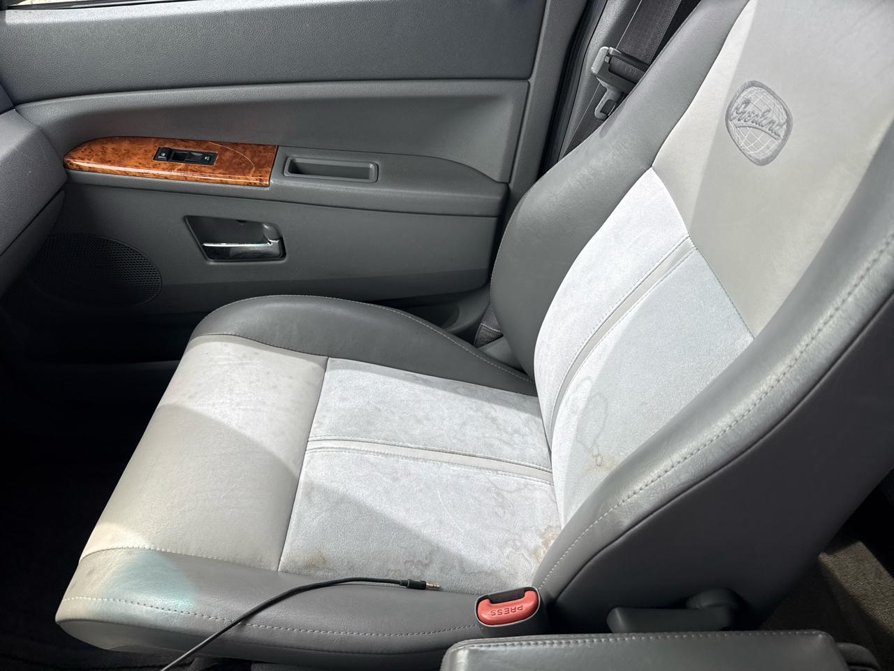 Jeep Grand Cherokee Overland 4WD 2006