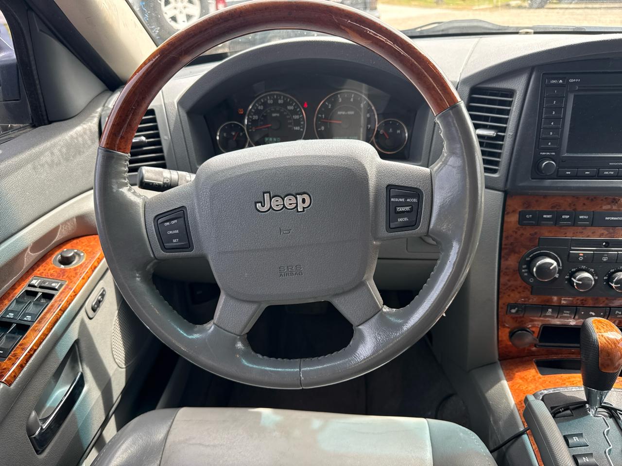 Jeep Grand Cherokee Overland 4WD 2006