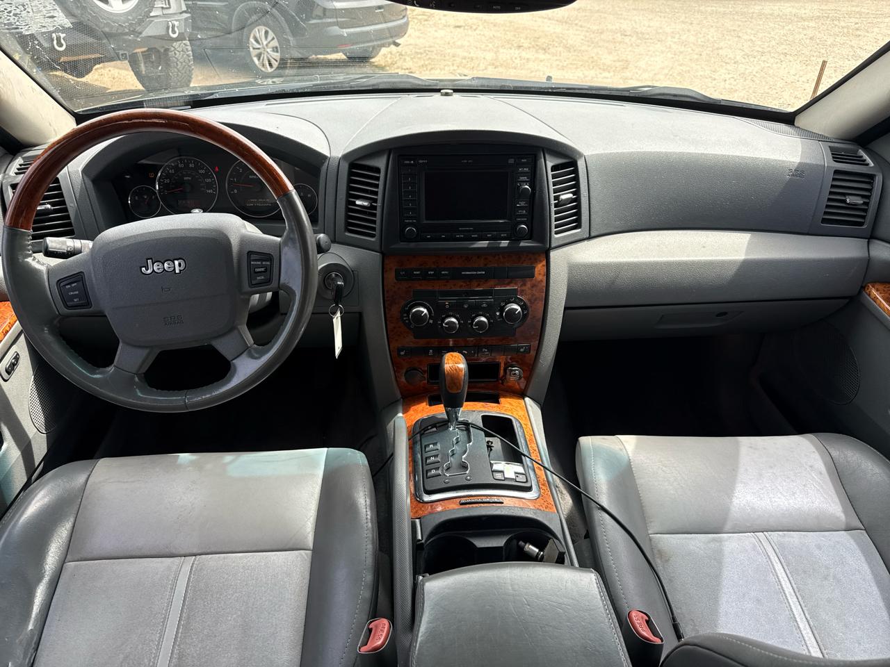 Jeep Grand Cherokee Overland 4WD 2006