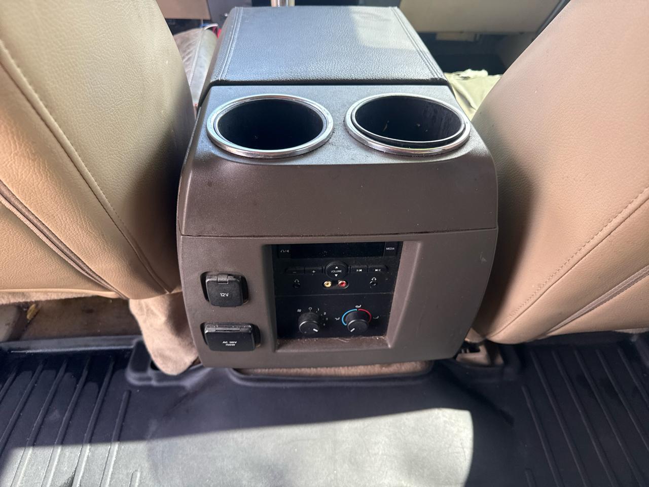 Ford Expedition King Ranch 4WD 2011