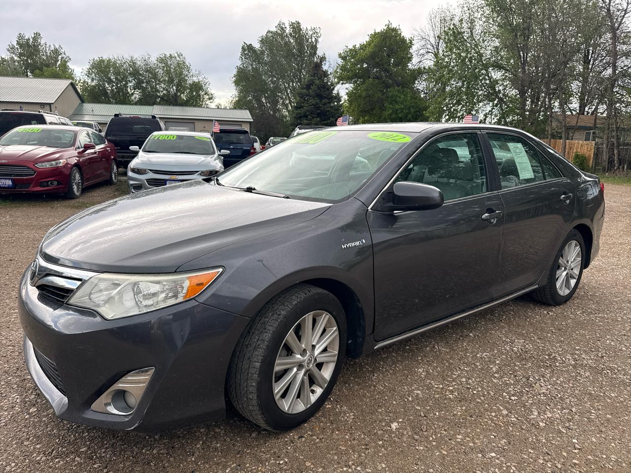 Toyota Camry Hybrid XLE 2012