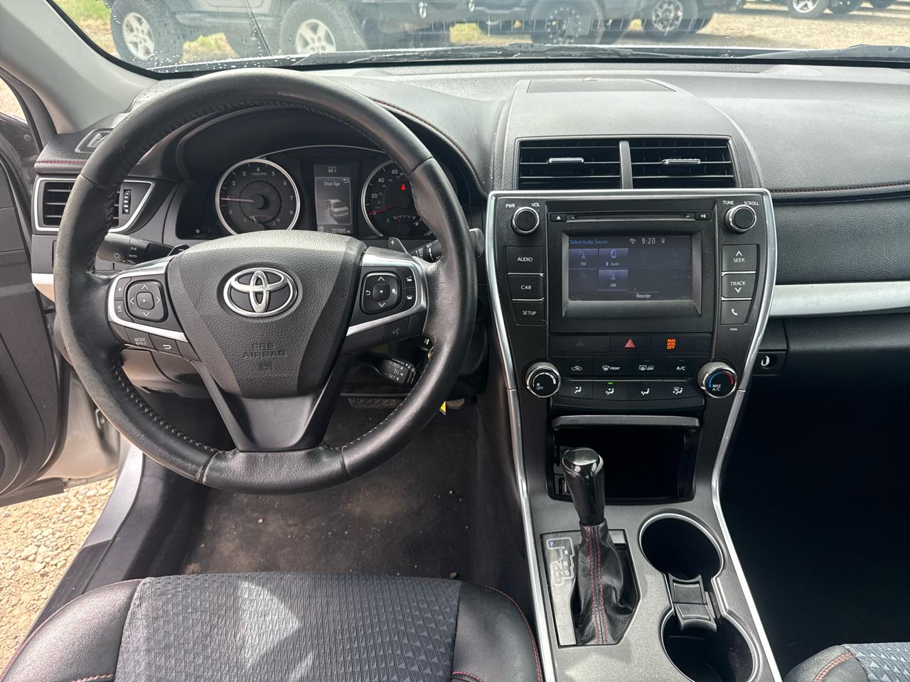 Toyota Camry SE 2015