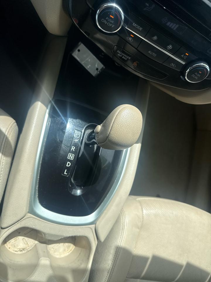 Nissan Rogue SV AWD 2015