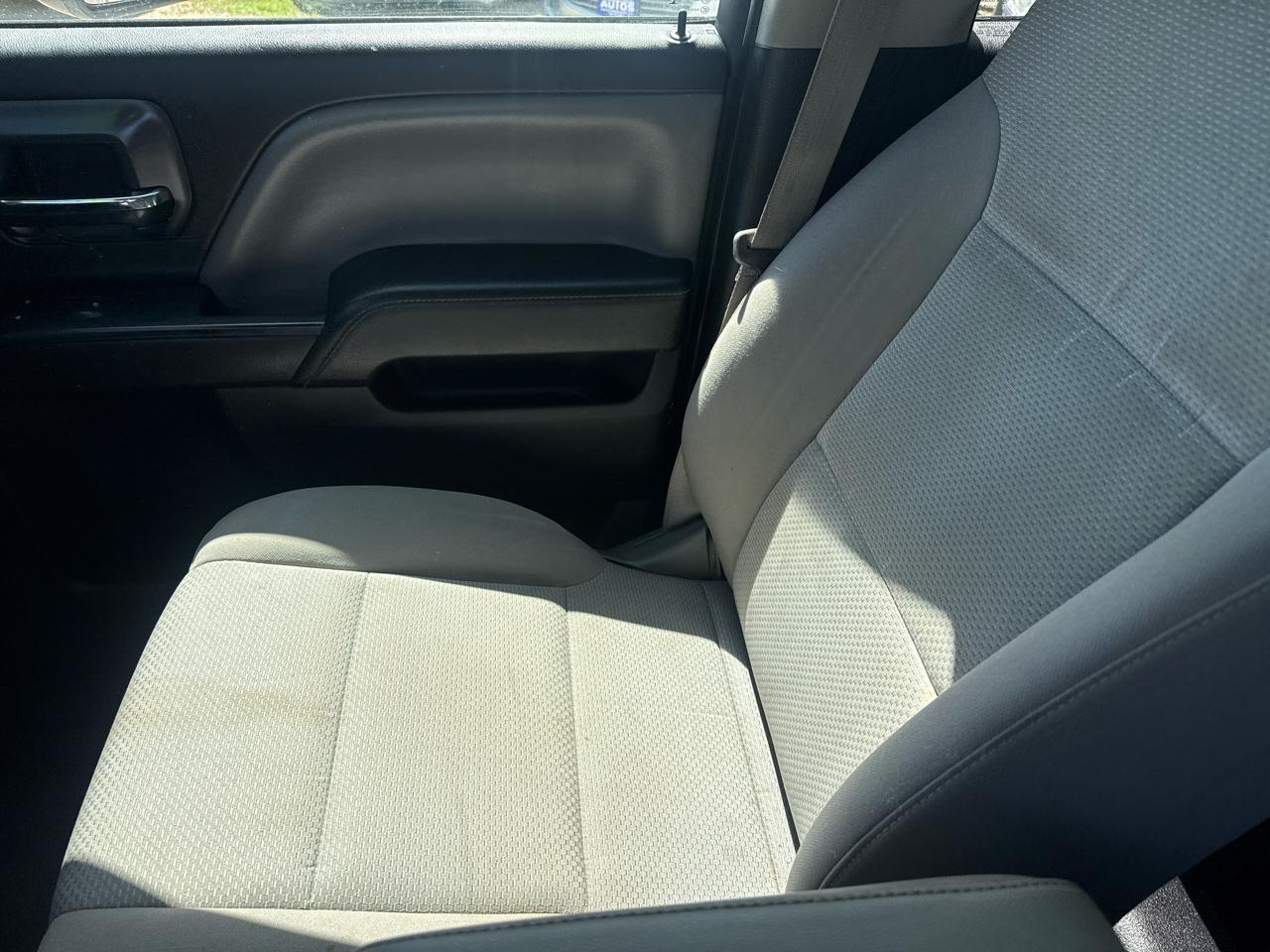 Chevrolet Silverado 3500HD Work Truck Crew Cab 4WD 2015