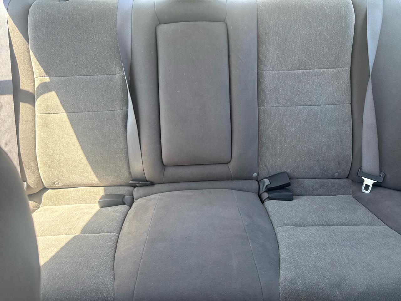 Honda Accord LX sedan AT 2010