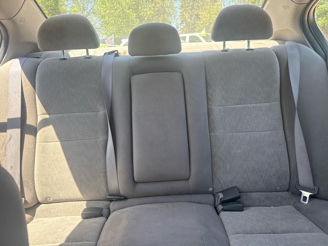 Honda Accord LX sedan AT 2010