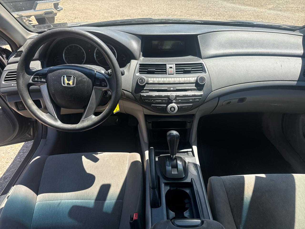 Honda Accord LX sedan AT 2010