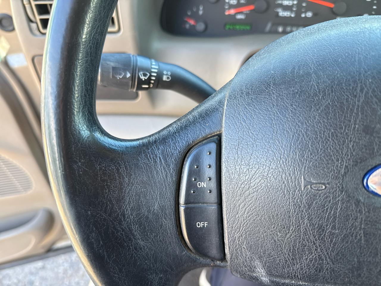 Ford F-250 SD XLT SuperCab 4WD 2003