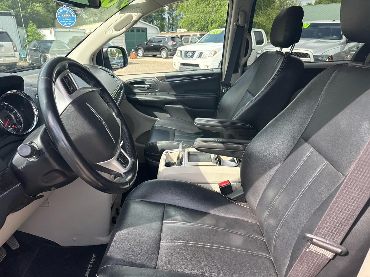 Chrysler Town & Country Touring 2014