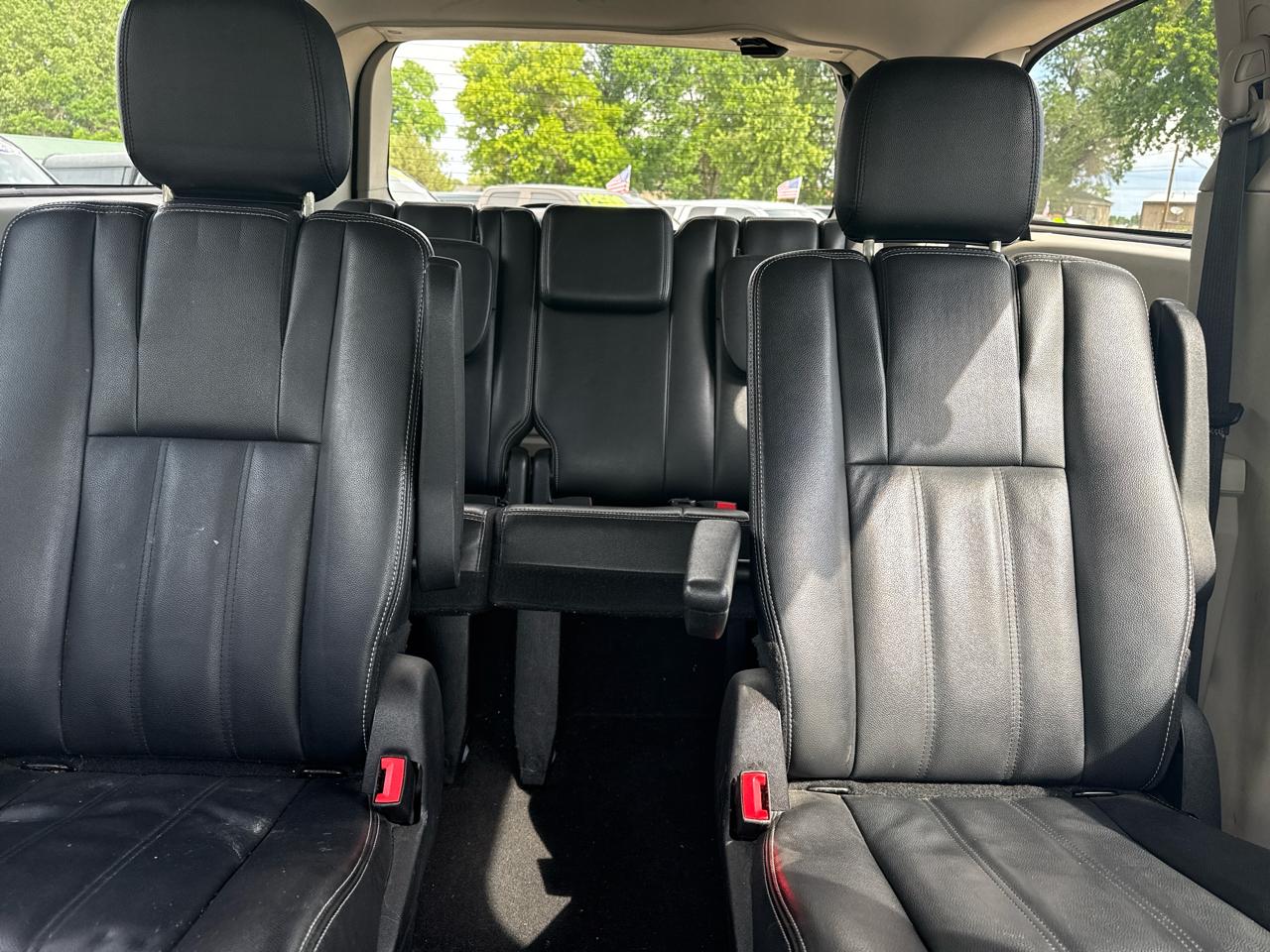 Chrysler Town & Country Touring 2014