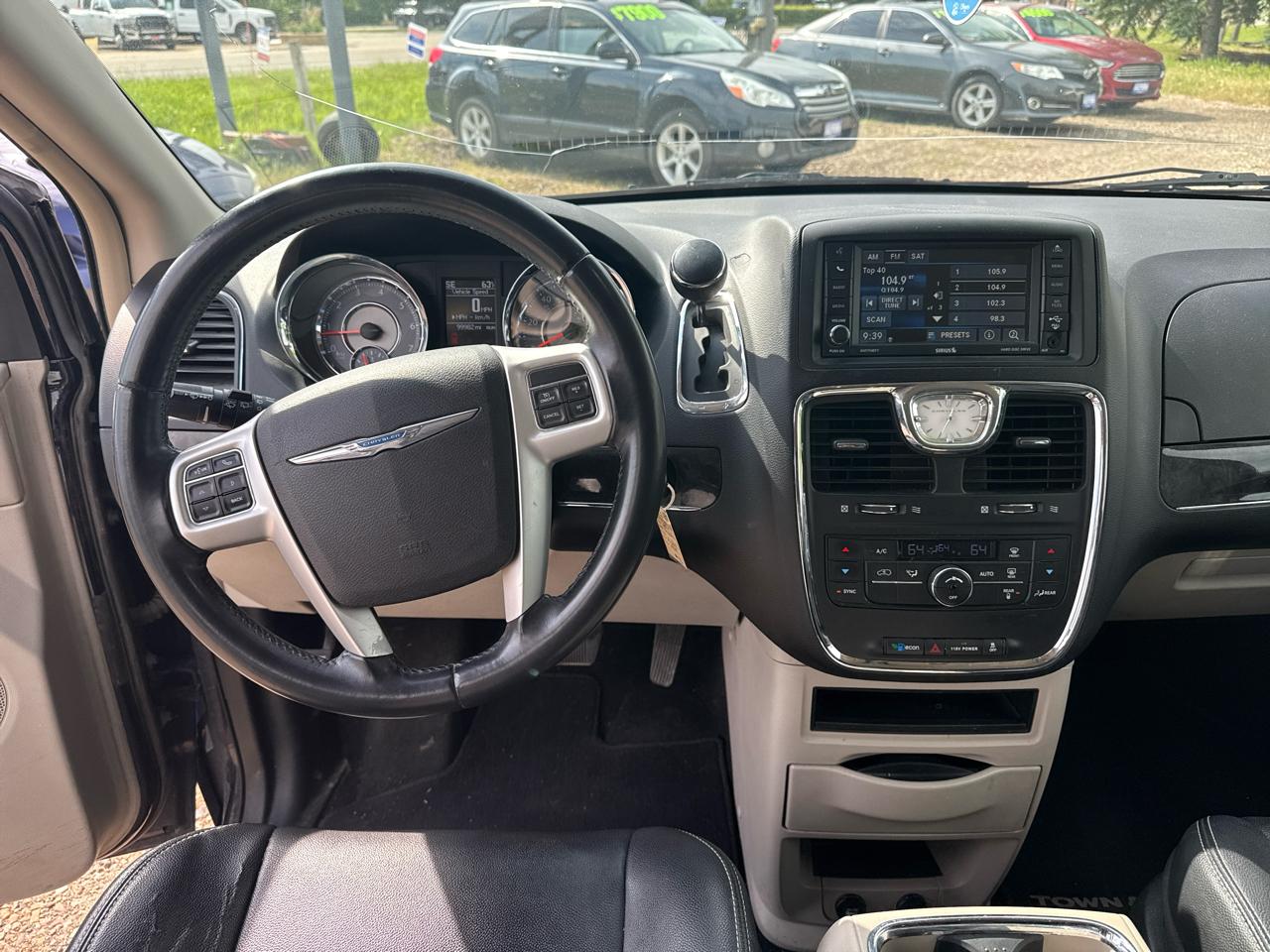 Chrysler Town & Country Touring 2014