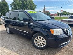 2014 Chrysler Town & Country 