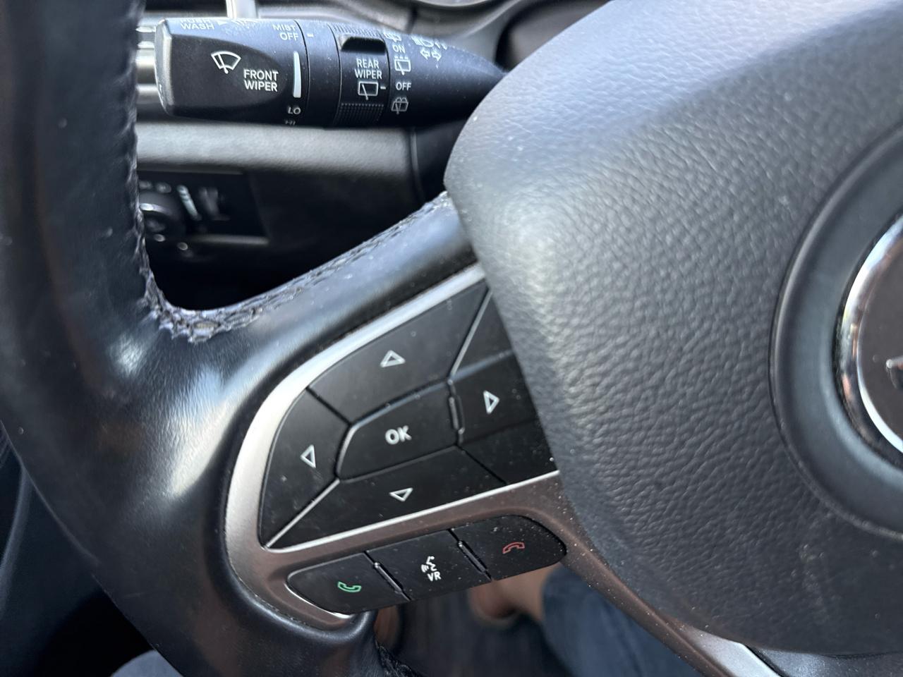 Jeep Grand Cherokee Laredo E 4WD 2021