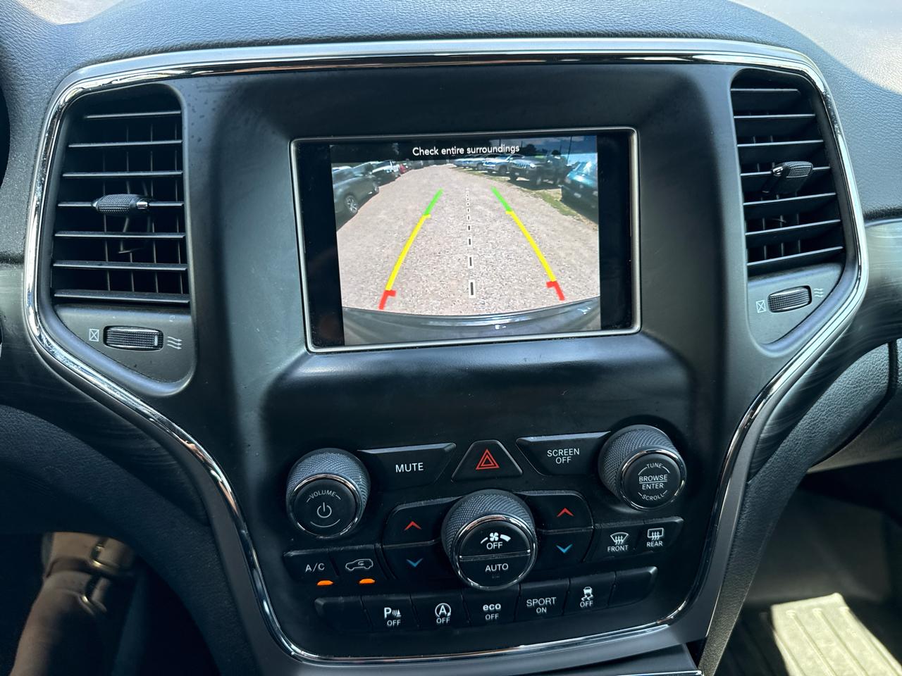 Jeep Grand Cherokee Laredo E 4WD 2021