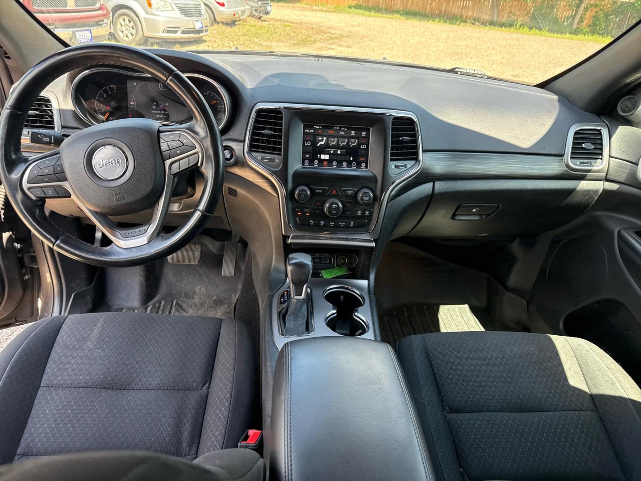 Jeep Grand Cherokee Laredo E 4WD 2021