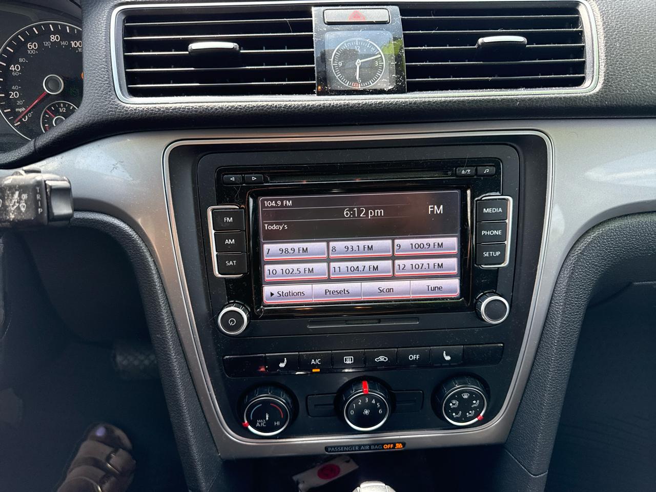 Volkswagen Passat Sport PZEV 5M 2015