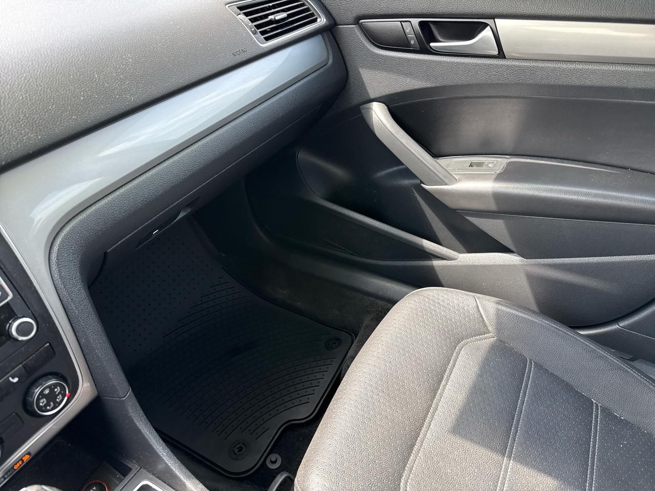 Volkswagen Passat Sport PZEV 5M 2015