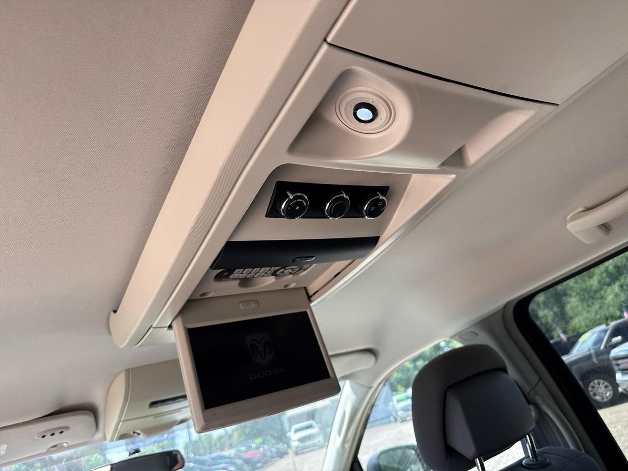 Dodge Grand Caravan Crew 2010