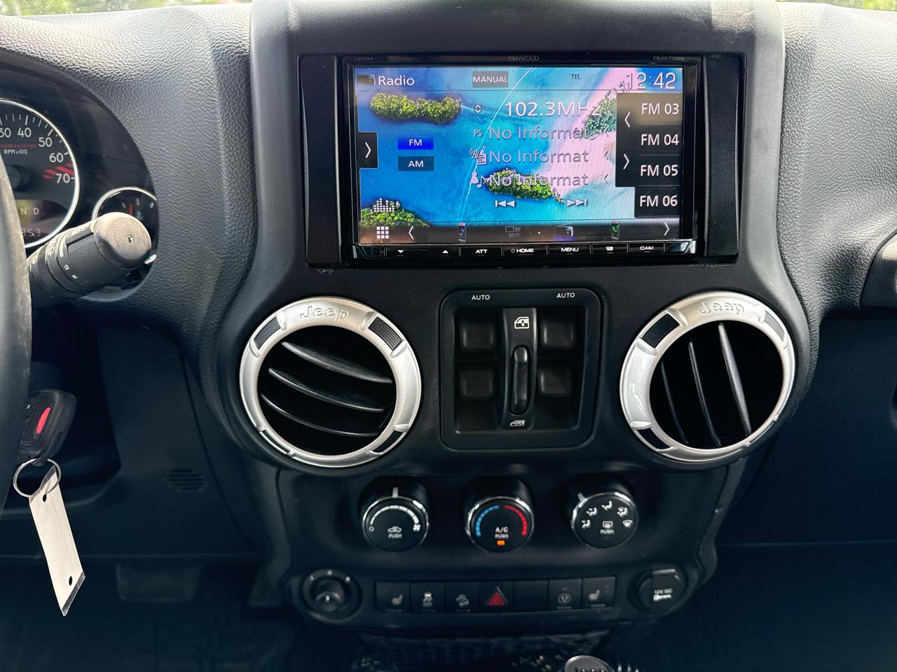 Jeep Wrangler Unlimited Rubicon 4WD 2014