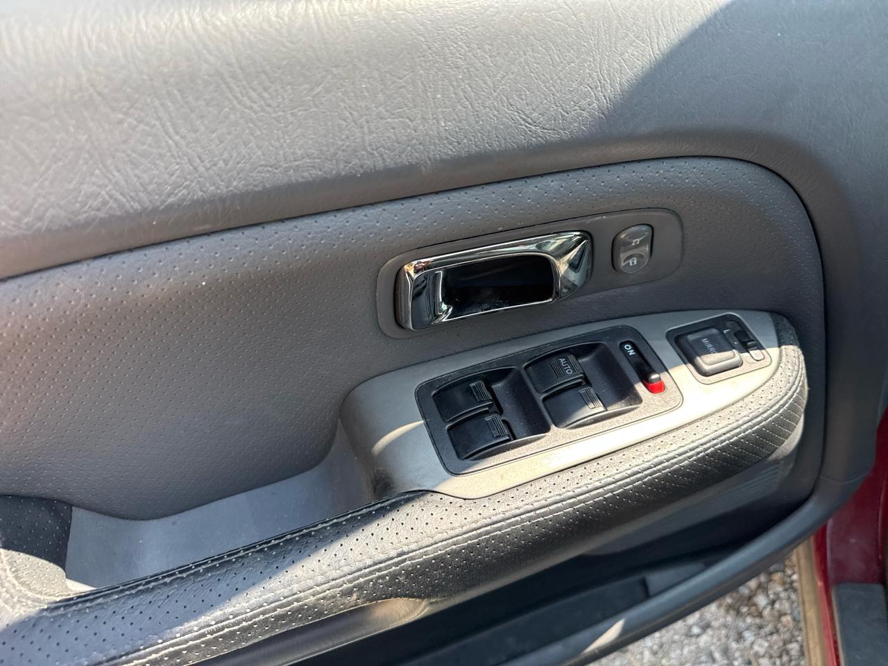 Honda Pilot EX w/ Leather and DVD 2003