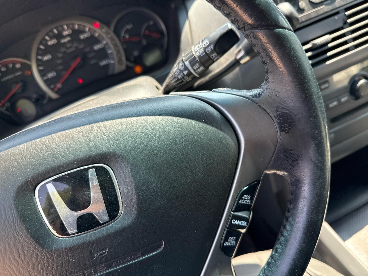 Honda Pilot EX w/ Leather and DVD 2003