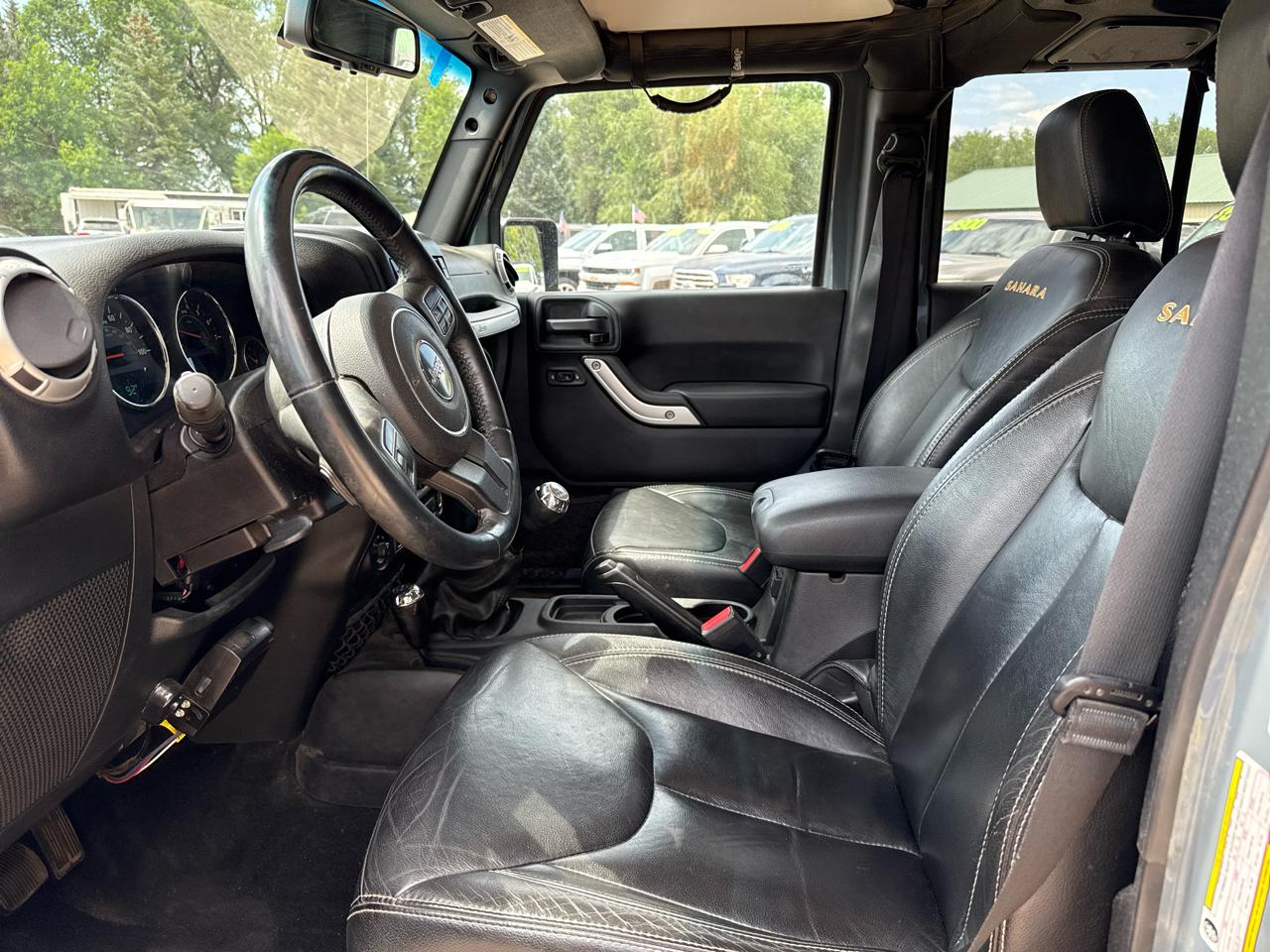 Jeep Wrangler Unlimited Sahara 4WD 2015