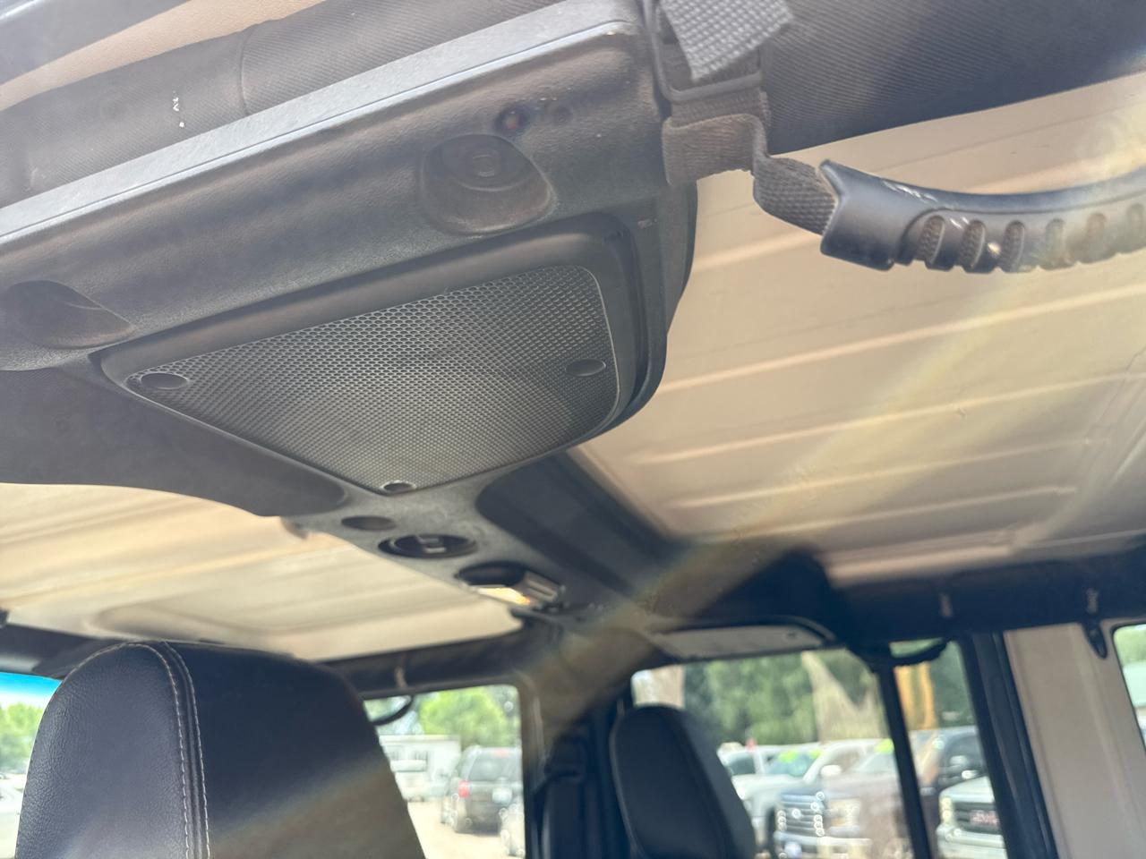 Jeep Wrangler Unlimited Sahara 4WD 2015